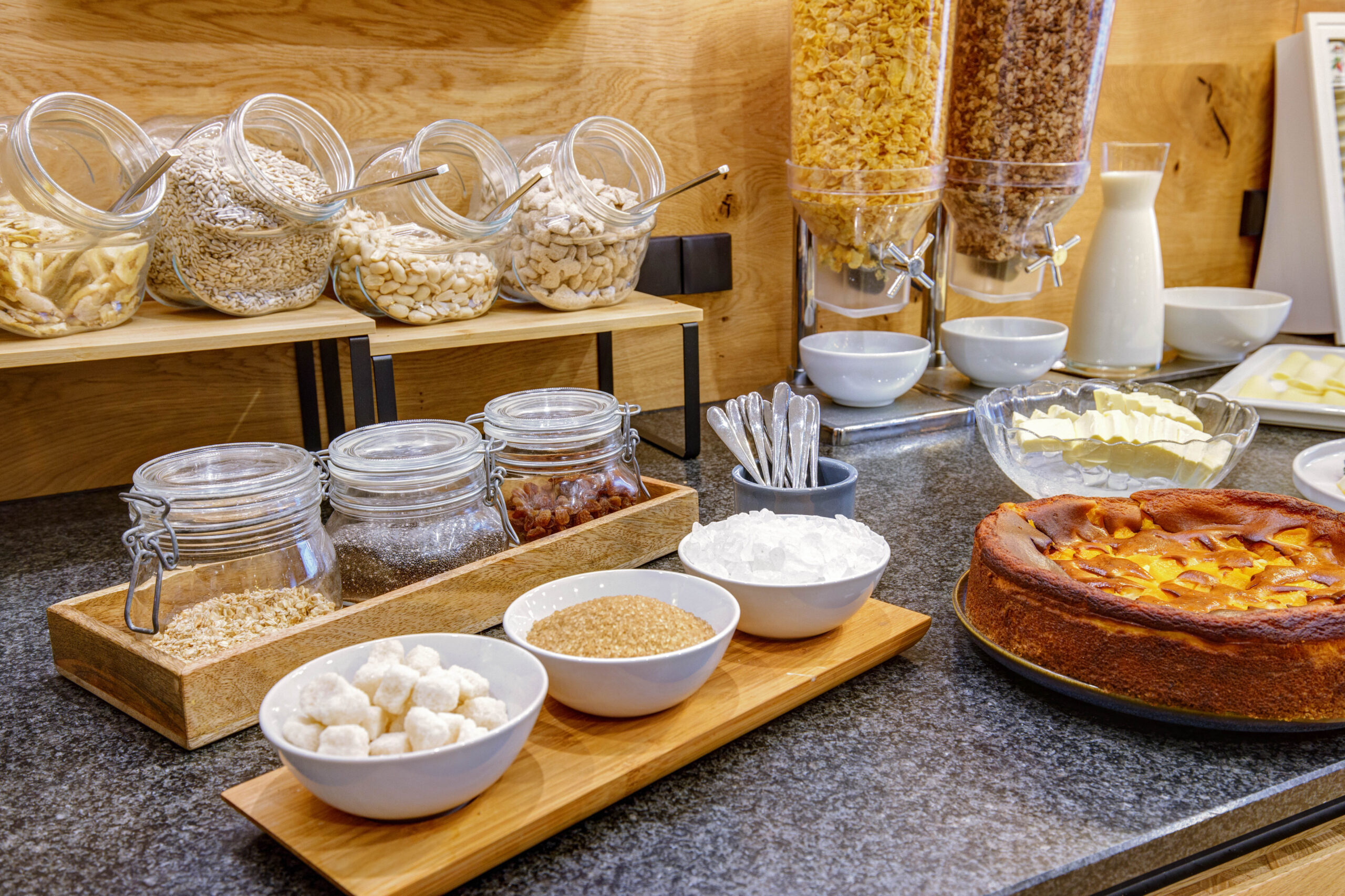 Frühstücksbuffet im Smarthotel Schmid